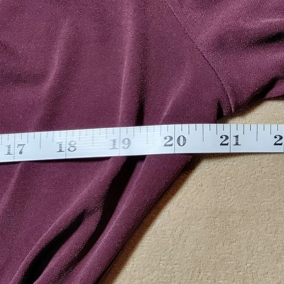 Jaclyn Smith Skirt Set Burgandy Wrap Top & Black Paisley Skirt Size Large EUC - Picture 11 of 15